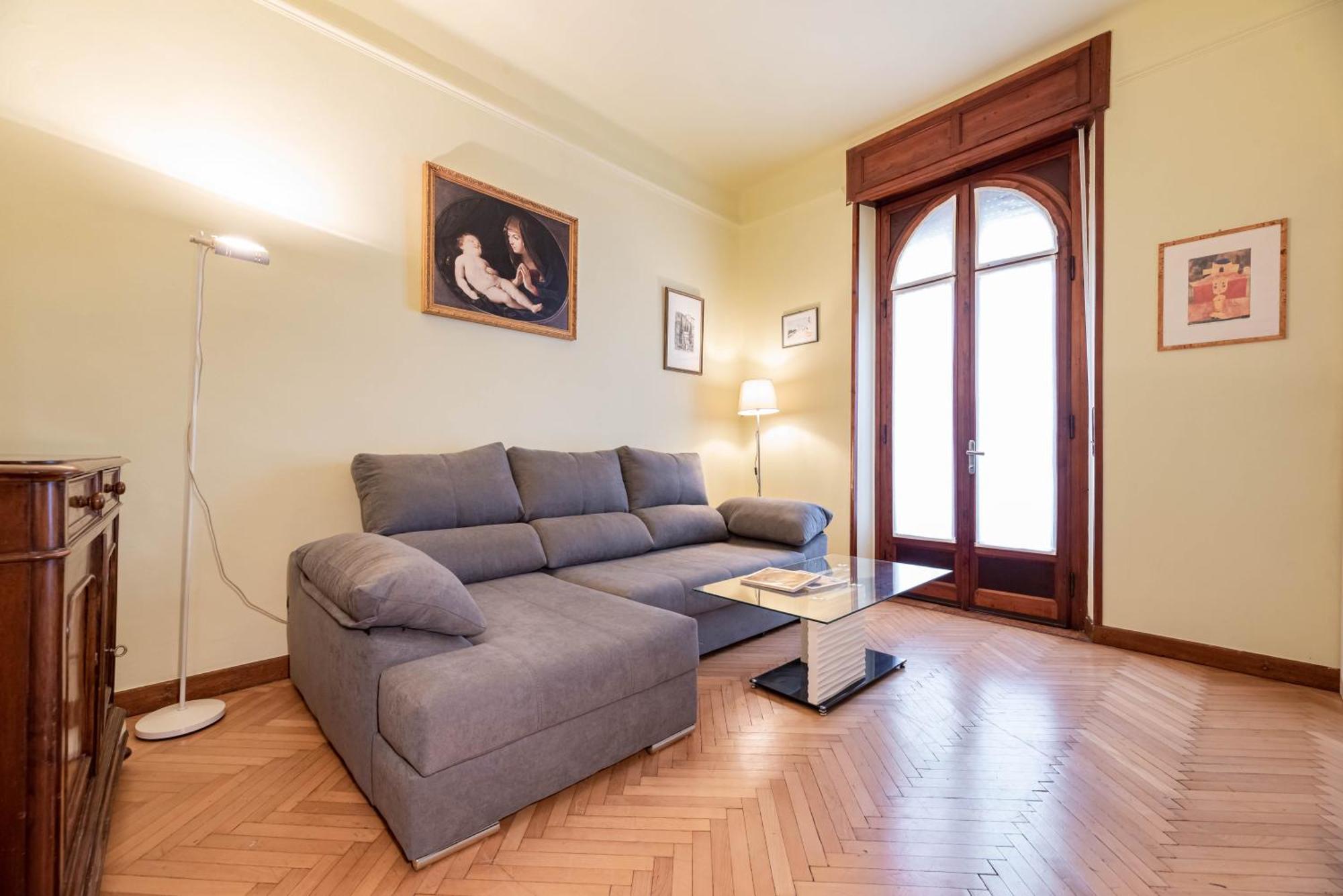 Piazza Isolo Central Apartment Верона Экстерьер фото