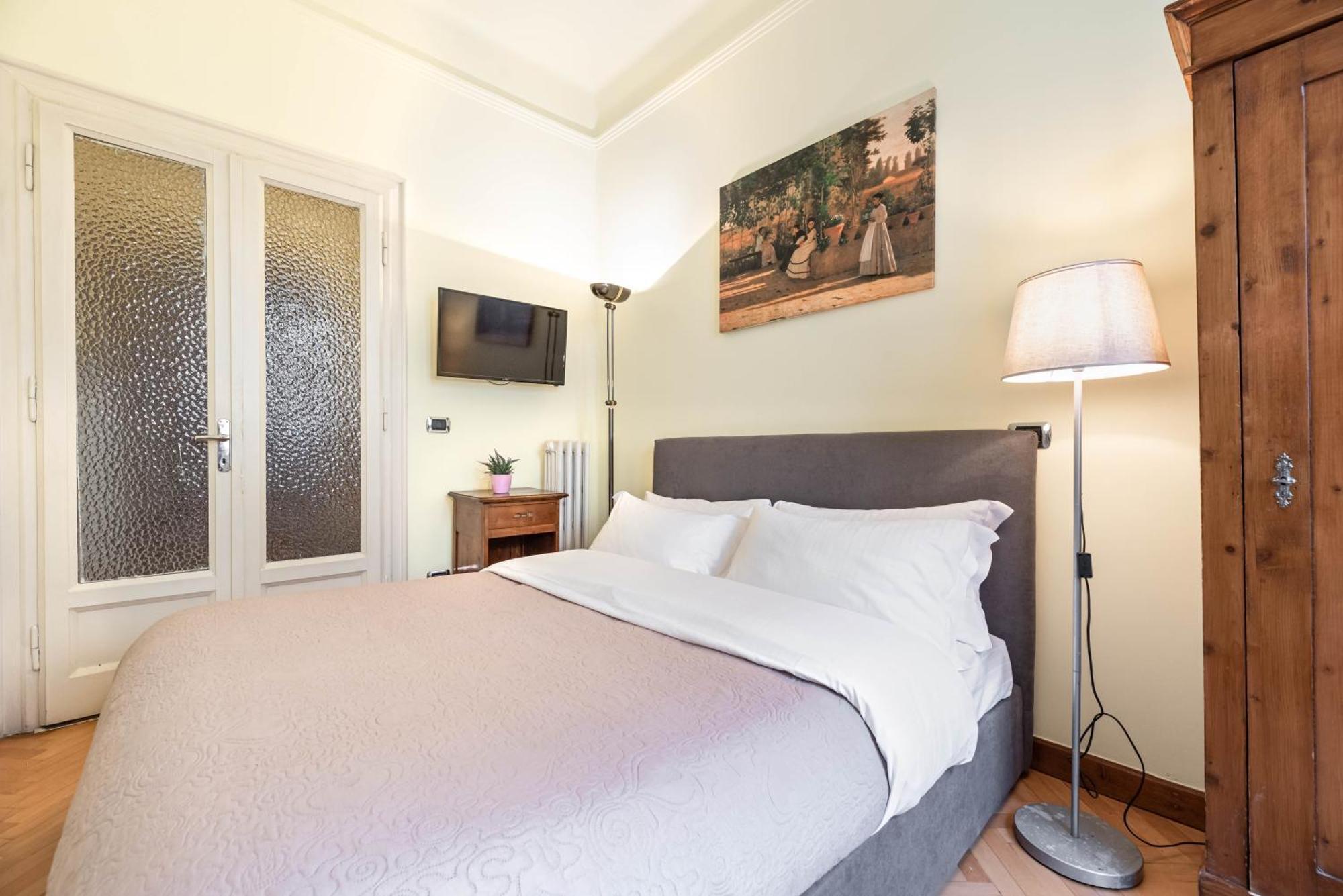Piazza Isolo Central Apartment Верона Экстерьер фото