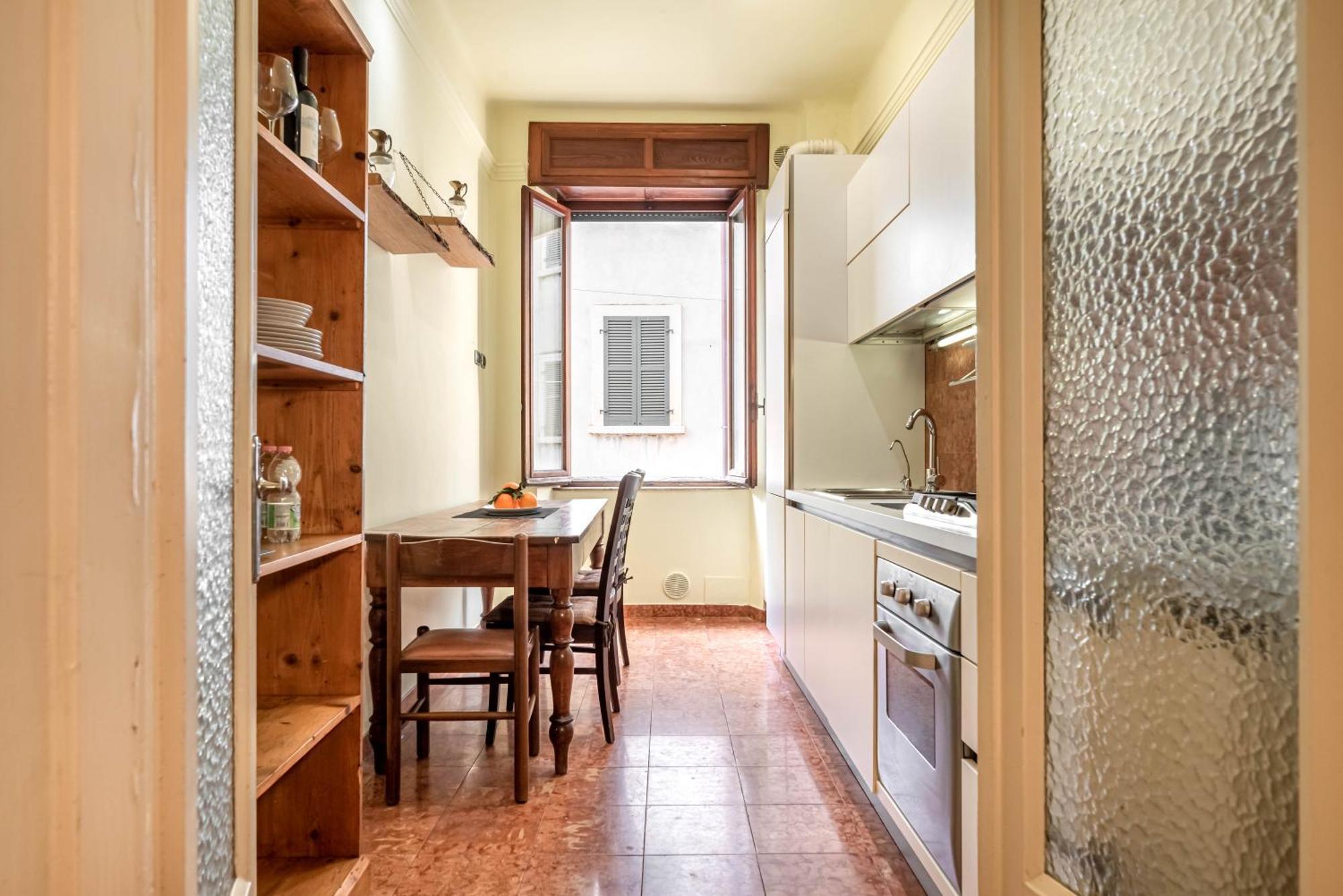 Piazza Isolo Central Apartment Верона Экстерьер фото